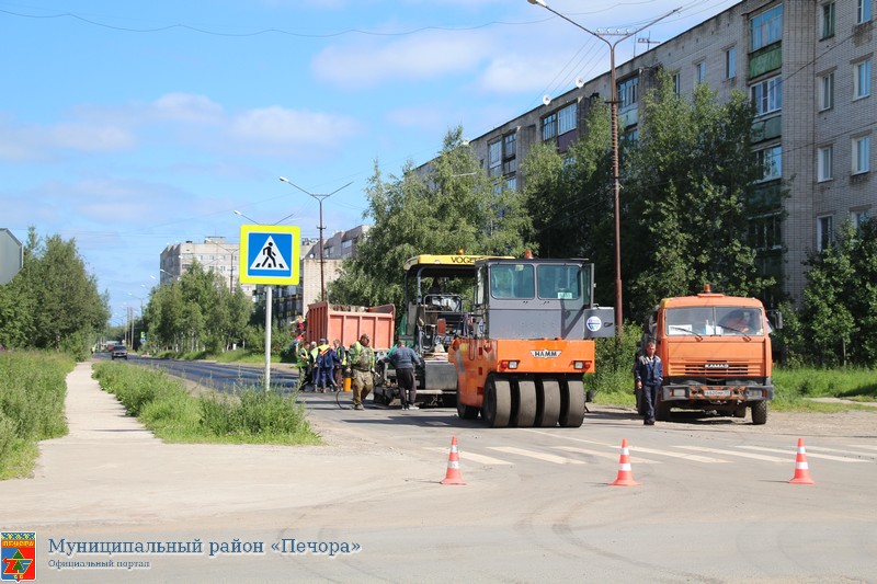 Погода в печоре коми на 3. Печорский проспект 79 Печора Коми. Печорский проспект 41 Печора Республика. Ремонт дорог Коми. Печора Железнодорожная часть.