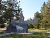 Начался ремонт памятника В. Русанову