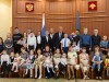 Сергей Гапликов вручил лучшим многодетным семьям Республики Коми правительственные премии
